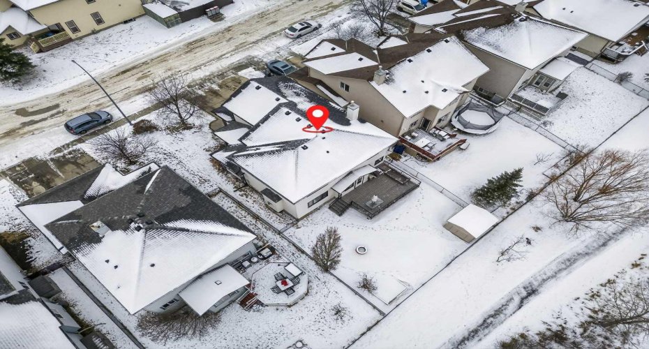 112 West Creek Close, Chestermere, Alberta T1X 1M2, 4 Bedrooms Bedrooms, ,4 BathroomsBathrooms,Residential,For Sale,West Creek,A2303728