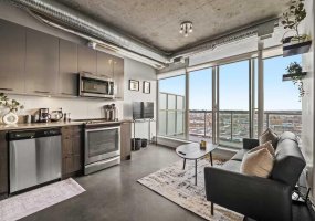 624 8 Avenue, Calgary, Alberta T2G 1S7, 1 Bedroom Bedrooms, ,1 BathroomBathrooms,Residential,For Sale,8,A2303746