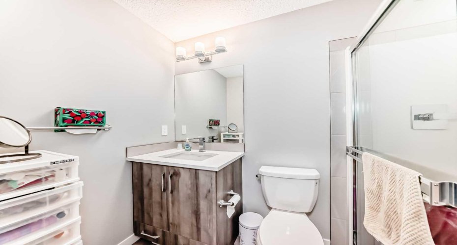 71 Shawnee Common, Calgary, Alberta T2Y 0R2, 2 Bedrooms Bedrooms, ,2 BathroomsBathrooms,Residential,For Sale,Shawnee,A2286058