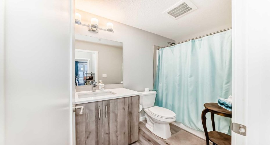71 Shawnee Common, Calgary, Alberta T2Y 0R2, 2 Bedrooms Bedrooms, ,2 BathroomsBathrooms,Residential,For Sale,Shawnee,A2286058
