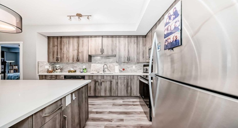 71 Shawnee Common, Calgary, Alberta T2Y 0R2, 2 Bedrooms Bedrooms, ,2 BathroomsBathrooms,Residential,For Sale,Shawnee,A2286058