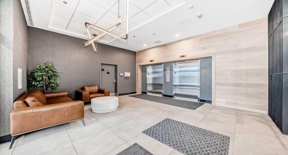 123 4 Street, Calgary, Alberta T2E 8K3, 2 Bedrooms Bedrooms, ,1 BathroomBathrooms,Residential,For Sale,4,A2301838