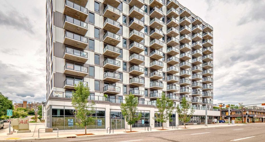 123 4 Street, Calgary, Alberta T2E 8K3, 2 Bedrooms Bedrooms, ,1 BathroomBathrooms,Residential,For Sale,4,A2301838