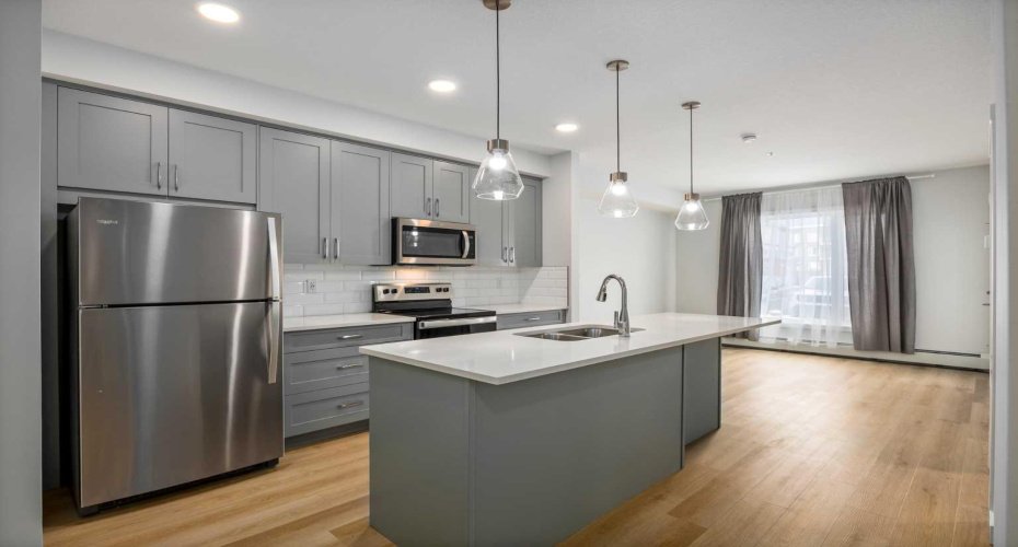 200 Shawnee Square, Calgary, Alberta T2Y0T7, 2 Bedrooms Bedrooms, ,1 BathroomBathrooms,Residential,For Sale,Shawnee,A2301944