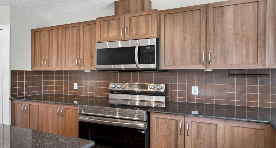 43 Sage Hill Way, Calgary, Alberta T3R 0G8, 4 Bedrooms Bedrooms, ,4 BathroomsBathrooms,Residential,For Sale,Sage Hill,A2302725