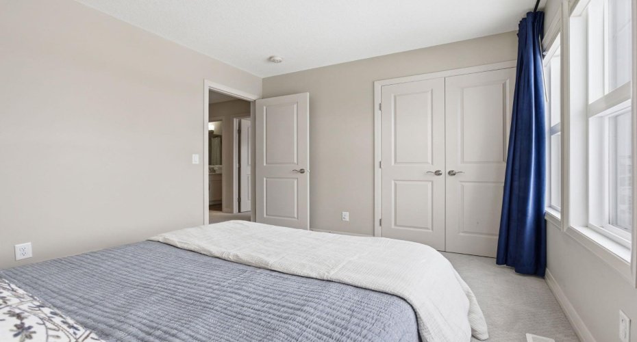 132 Sundown Way, Cochrane, Alberta T4C 2M6, 4 Bedrooms Bedrooms, ,4 BathroomsBathrooms,Residential,For Sale,Sundown,A2303130