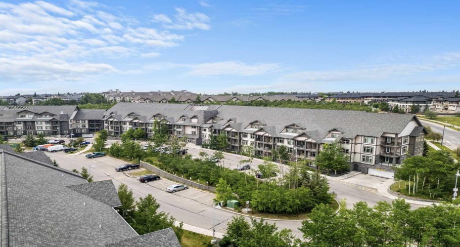 15 Aspenmont Heights, Calgary, Alberta T3H 0E3, 2 Bedrooms Bedrooms, ,2 BathroomsBathrooms,Residential,For Sale,Aspenmont,A2289784