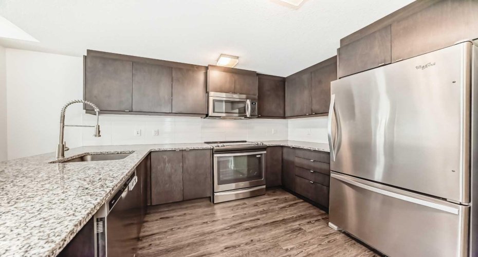15 Aspenmont Heights, Calgary, Alberta T3H 0E3, 2 Bedrooms Bedrooms, ,2 BathroomsBathrooms,Residential,For Sale,Aspenmont,A2289784