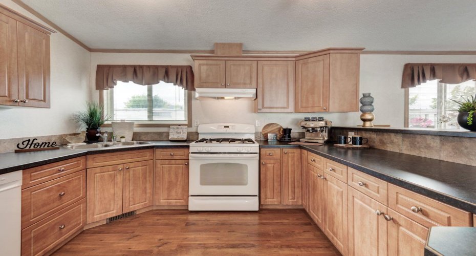 6724 17 Avenue, Calgary, Alberta T2A 0W5, 2 Bedrooms Bedrooms, ,2 BathroomsBathrooms,Mobile,For Sale,17,A2291323