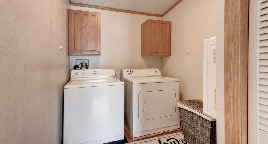 6724 17 Avenue, Calgary, Alberta T2A 0W5, 2 Bedrooms Bedrooms, ,2 BathroomsBathrooms,Mobile,For Sale,17,A2291323