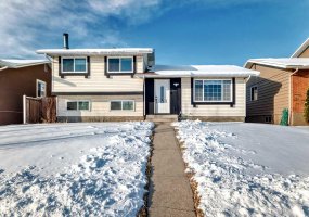 584 Whiteridge Way, Calgary, Alberta T1Y 2Y5, 4 Bedrooms Bedrooms, ,3 BathroomsBathrooms,Residential,For Sale,Whiteridge,A2294267