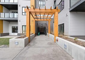 60 Skyview Ranch Road, Calgary, Alberta T3N 2J8, 2 Bedrooms Bedrooms, ,2 BathroomsBathrooms,Residential,For Sale,Skyview Ranch,A2296521