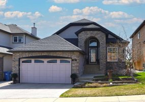 92 Sherwood Rise, Calgary, Alberta T3R 1P6, 3 Bedrooms Bedrooms, ,3 BathroomsBathrooms,Residential,For Sale,Sherwood,A2299332