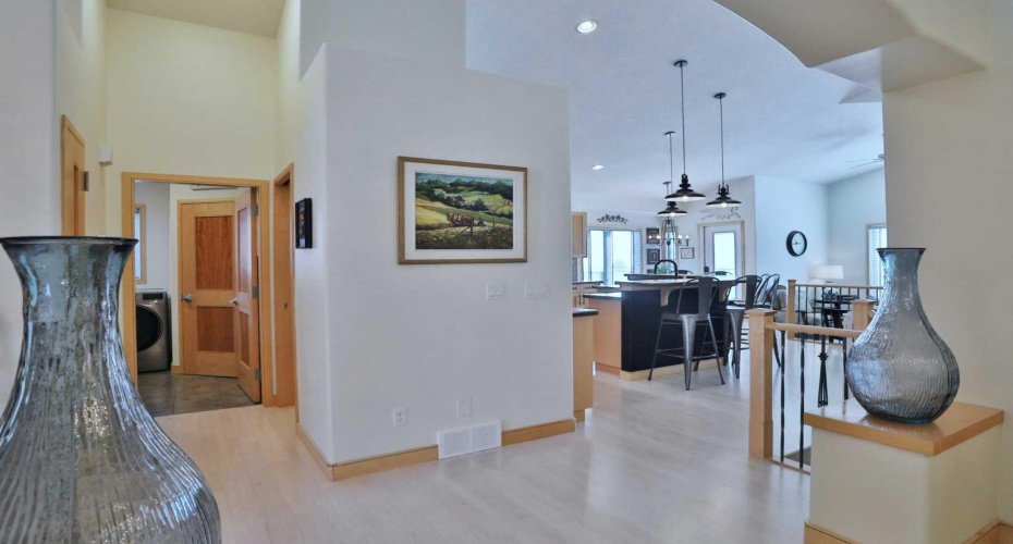 92 Sherwood Rise, Calgary, Alberta T3R 1P6, 3 Bedrooms Bedrooms, ,3 BathroomsBathrooms,Residential,For Sale,Sherwood,A2299332