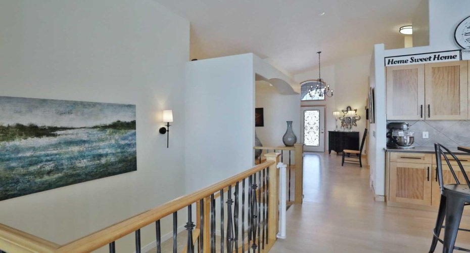 92 Sherwood Rise, Calgary, Alberta T3R 1P6, 3 Bedrooms Bedrooms, ,3 BathroomsBathrooms,Residential,For Sale,Sherwood,A2299332