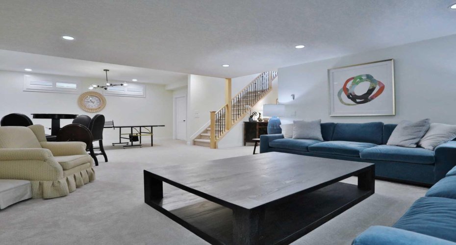 92 Sherwood Rise, Calgary, Alberta T3R 1P6, 3 Bedrooms Bedrooms, ,3 BathroomsBathrooms,Residential,For Sale,Sherwood,A2299332