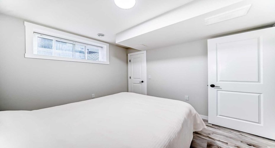 223 Wolf Creek Avenue, Calgary, Alberta T2X4X1, 5 Bedrooms Bedrooms, ,4 BathroomsBathrooms,Residential,For Sale,Wolf Creek,A2300562