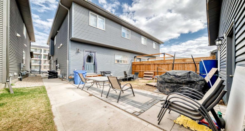 223 Wolf Creek Avenue, Calgary, Alberta T2X4X1, 5 Bedrooms Bedrooms, ,4 BathroomsBathrooms,Residential,For Sale,Wolf Creek,A2300562