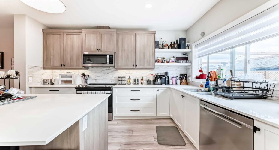 223 Wolf Creek Avenue, Calgary, Alberta T2X4X1, 5 Bedrooms Bedrooms, ,4 BathroomsBathrooms,Residential,For Sale,Wolf Creek,A2300562