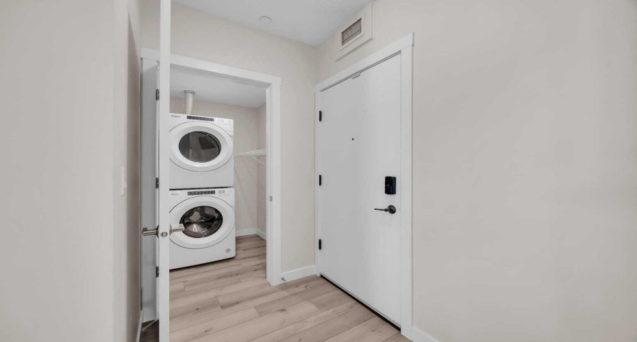 4160 Norford Avenue, Calgary, Alberta T3B6L8, 1 Bedroom Bedrooms, ,1 BathroomBathrooms,Residential,For Sale,Norford,A2301585
