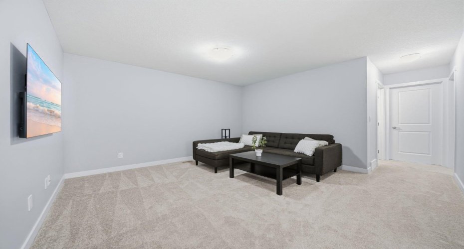 902 Bluerock Way, Calgary, Alberta T2Y 0S5, 3 Bedrooms Bedrooms, ,3 BathroomsBathrooms,Residential,For Sale,Bluerock,A2304430