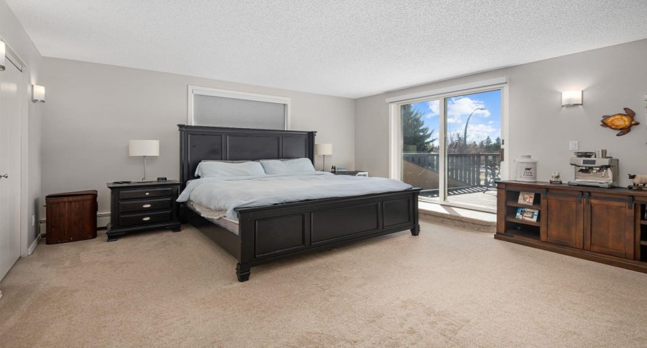 3144 Breen Crescent, Calgary, Alberta T2L1S7, 7 Bedrooms Bedrooms, ,4 BathroomsBathrooms,Residential,For Sale,Breen,A2304463