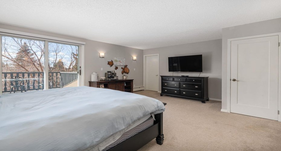 3144 Breen Crescent, Calgary, Alberta T2L1S7, 7 Bedrooms Bedrooms, ,4 BathroomsBathrooms,Residential,For Sale,Breen,A2304463