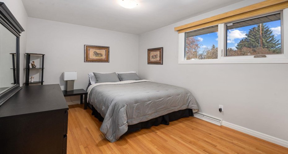 3144 Breen Crescent, Calgary, Alberta T2L1S7, 7 Bedrooms Bedrooms, ,4 BathroomsBathrooms,Residential,For Sale,Breen,A2304463