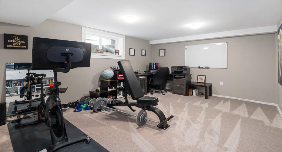 3144 Breen Crescent, Calgary, Alberta T2L1S7, 7 Bedrooms Bedrooms, ,4 BathroomsBathrooms,Residential,For Sale,Breen,A2304463