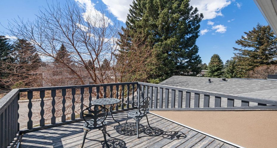 3144 Breen Crescent, Calgary, Alberta T2L1S7, 7 Bedrooms Bedrooms, ,4 BathroomsBathrooms,Residential,For Sale,Breen,A2304463