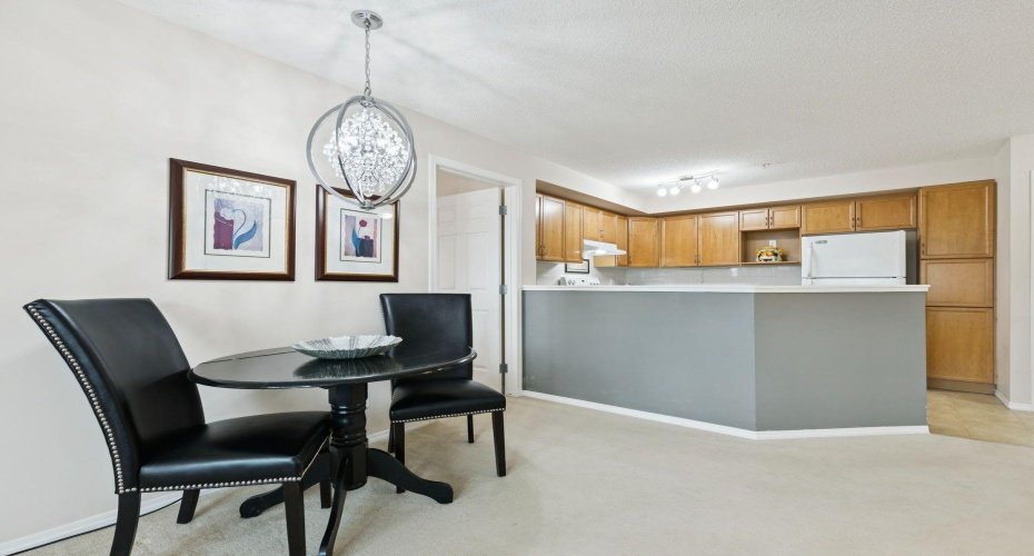 5200 44 Avenue, Calgary, Alberta T1Y 7L4, 2 Bedrooms Bedrooms, ,2 BathroomsBathrooms,Residential,For Sale,44,A2304495