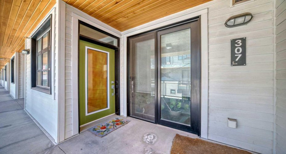 1719 9A Street, Calgary, Alberta T2T 6S3, 1 Bedroom Bedrooms, ,1 BathroomBathrooms,Residential,For Sale,9A,A2304498
