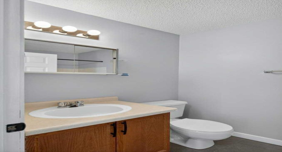 35 Martinview Crescent, Calgary, Alberta T3J 2S2, 3 Bedrooms Bedrooms, ,2 BathroomsBathrooms,Residential,For Sale,Martinview,A2304500