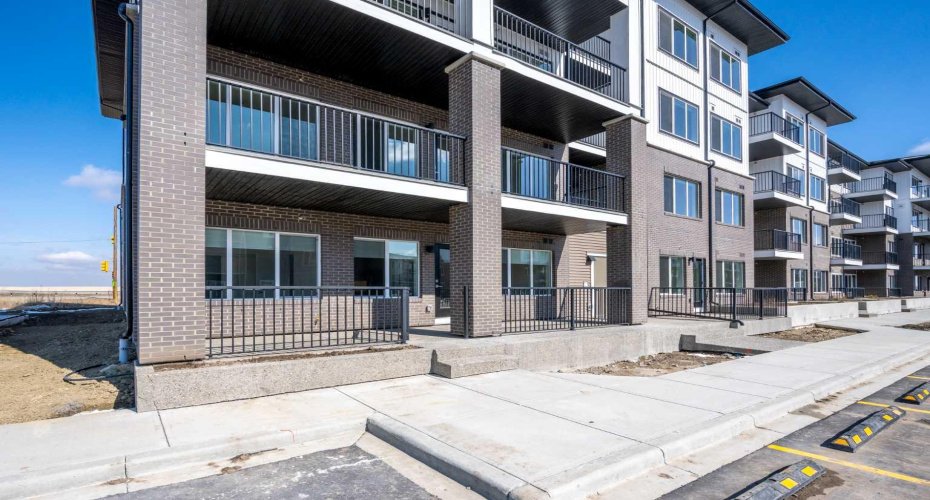 6 Merganser Drive, Chestermere, Alberta T1X 2Y2, 3 Bedrooms Bedrooms, ,2 BathroomsBathrooms,Residential,For Sale,Merganser,A2304528