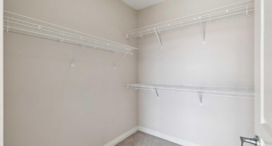 169 Rockyledge View, Calgary, Alberta T3G 6B1, 2 Bedrooms Bedrooms, ,2 BathroomsBathrooms,Residential,For Sale,Rockyledge,A2304533