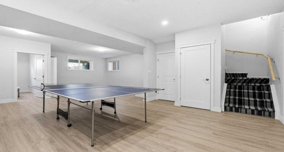 345 Evansglen Drive, Calgary, Alberta T3P 0X7, 4 Bedrooms Bedrooms, ,4 BathroomsBathrooms,Residential,For Sale,Evansglen,A2303209