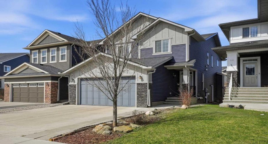 345 Evansglen Drive, Calgary, Alberta T3P 0X7, 4 Bedrooms Bedrooms, ,4 BathroomsBathrooms,Residential,For Sale,Evansglen,A2303209