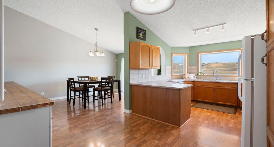 54 West McDougal Road, Cochrane, Alberta T4C 1M4, 3 Bedrooms Bedrooms, ,2 BathroomsBathrooms,Residential,For Sale,West McDougal,A2304556