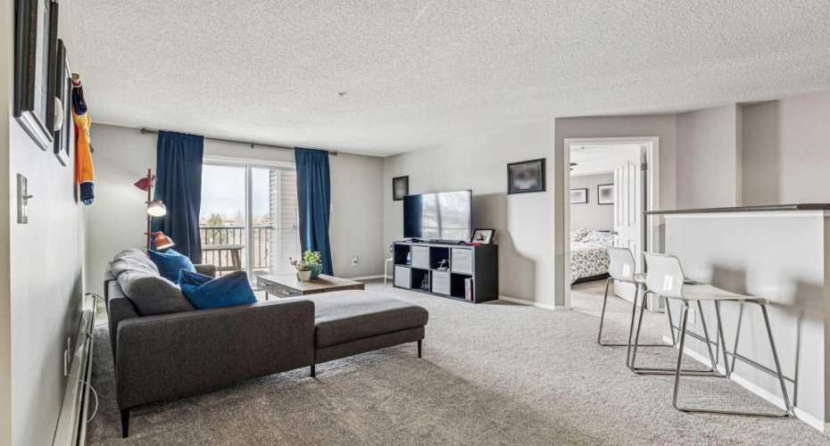 2371 Eversyde Avenue, Calgary, Alberta T2Y 5B8, 2 Bedrooms Bedrooms, ,2 BathroomsBathrooms,Residential,For Sale,Eversyde,A2303377