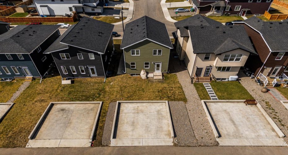 170 Dawson Harbour Rise, Chestermere, Alberta T1X 1Z6, 3 Bedrooms Bedrooms, ,3 BathroomsBathrooms,Residential,For Sale,Dawson Harbour,A2303526