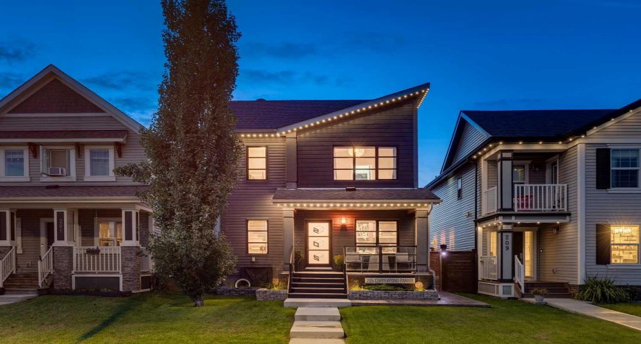 205 Copperpond Parade, Calgary, Alberta T2Z 5B2, 3 Bedrooms Bedrooms, ,3 BathroomsBathrooms,Residential,For Sale,Copperpond,A2304643