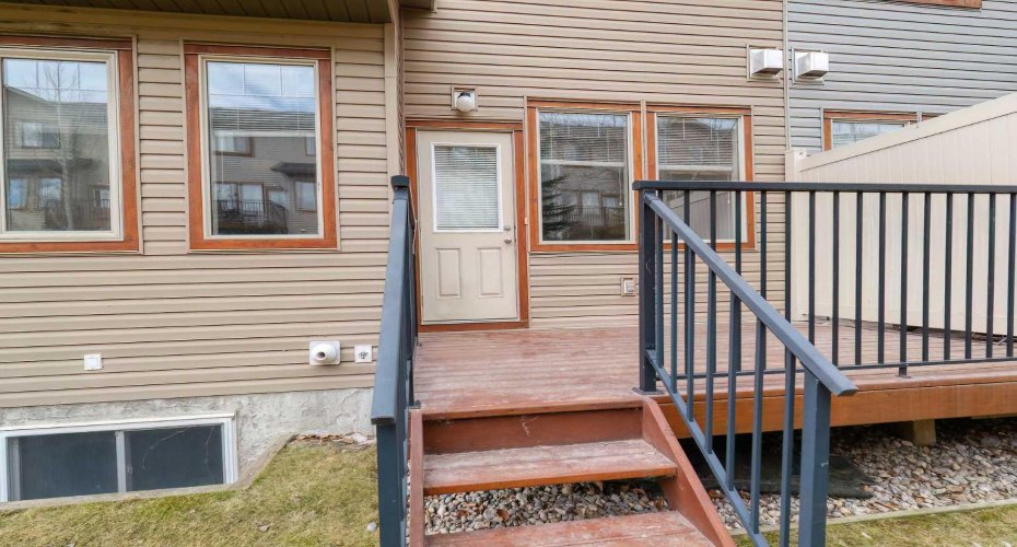 Back Deck with gas outlet