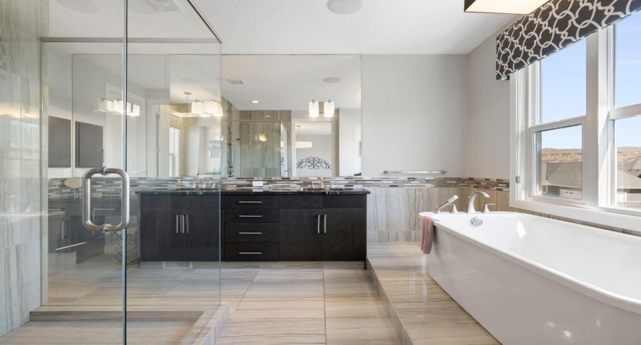 5 Riviera Crescent, Cochrane, Alberta T4C 0T6, 4 Bedrooms Bedrooms, ,4 BathroomsBathrooms,Residential,For Sale,Riviera,A2304665