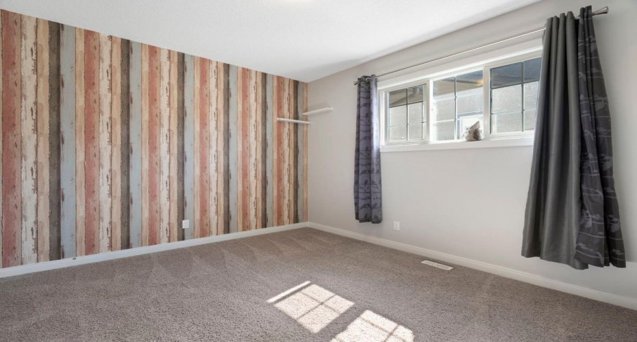 5 Riviera Crescent, Cochrane, Alberta T4C 0T6, 4 Bedrooms Bedrooms, ,4 BathroomsBathrooms,Residential,For Sale,Riviera,A2304665