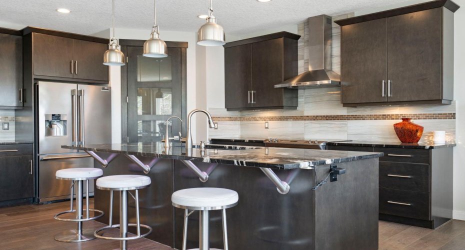 5 Riviera Crescent, Cochrane, Alberta T4C 0T6, 4 Bedrooms Bedrooms, ,4 BathroomsBathrooms,Residential,For Sale,Riviera,A2304665