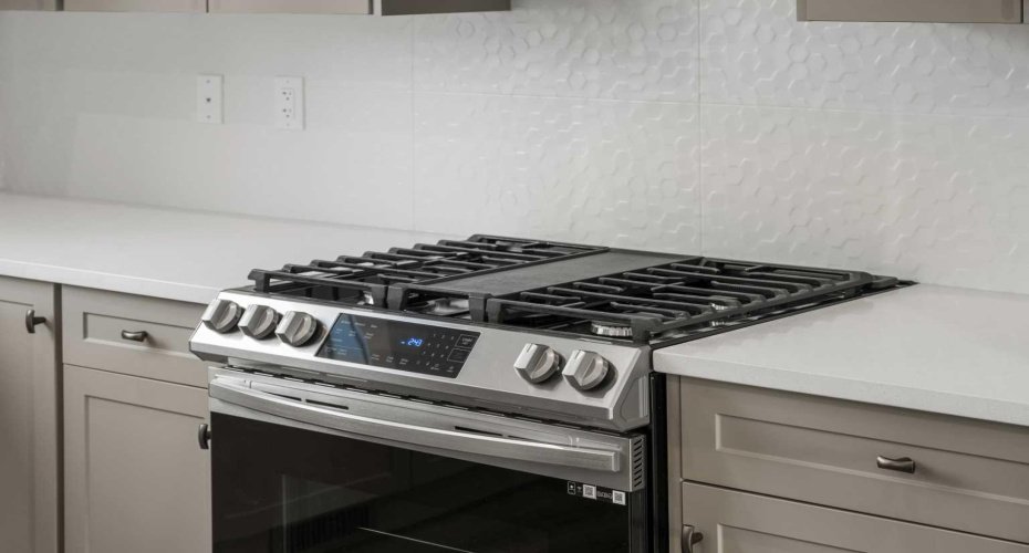 1058 Alpine Avenue, Calgary, Alberta T2Y 0T1, 4 Bedrooms Bedrooms, ,4 BathroomsBathrooms,Residential,For Sale,Alpine,A2303747