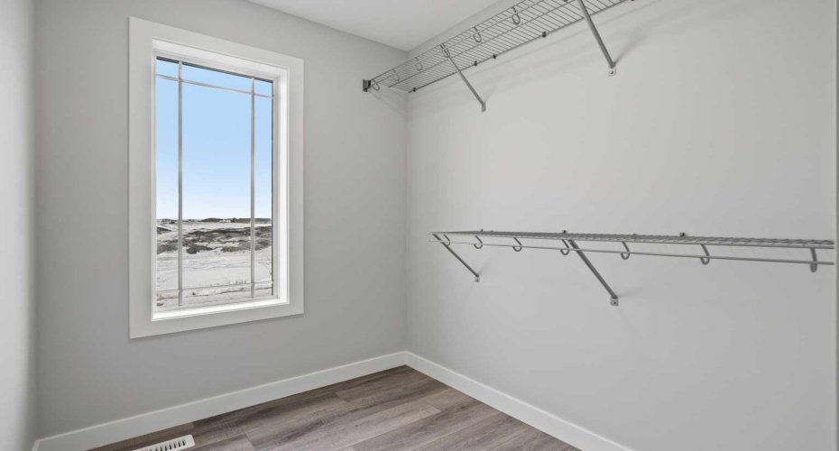 1058 Alpine Avenue, Calgary, Alberta T2Y 0T1, 4 Bedrooms Bedrooms, ,4 BathroomsBathrooms,Residential,For Sale,Alpine,A2303747