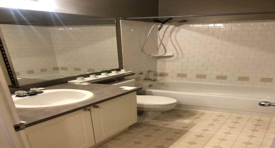 601 15 Avenue, Calgary, Alberta t2r 0r4, 2 Bedrooms Bedrooms, ,1 BathroomBathrooms,Residential,For Sale,15,A2304767