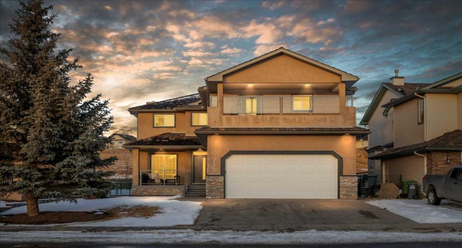255 Gleneagles View, Cochrane, Alberta T4C 2H5, 4 Bedrooms Bedrooms, ,4 BathroomsBathrooms,Residential,For Sale,Gleneagles,A2303997