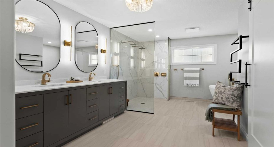 Luxurious 7 pce ensuite